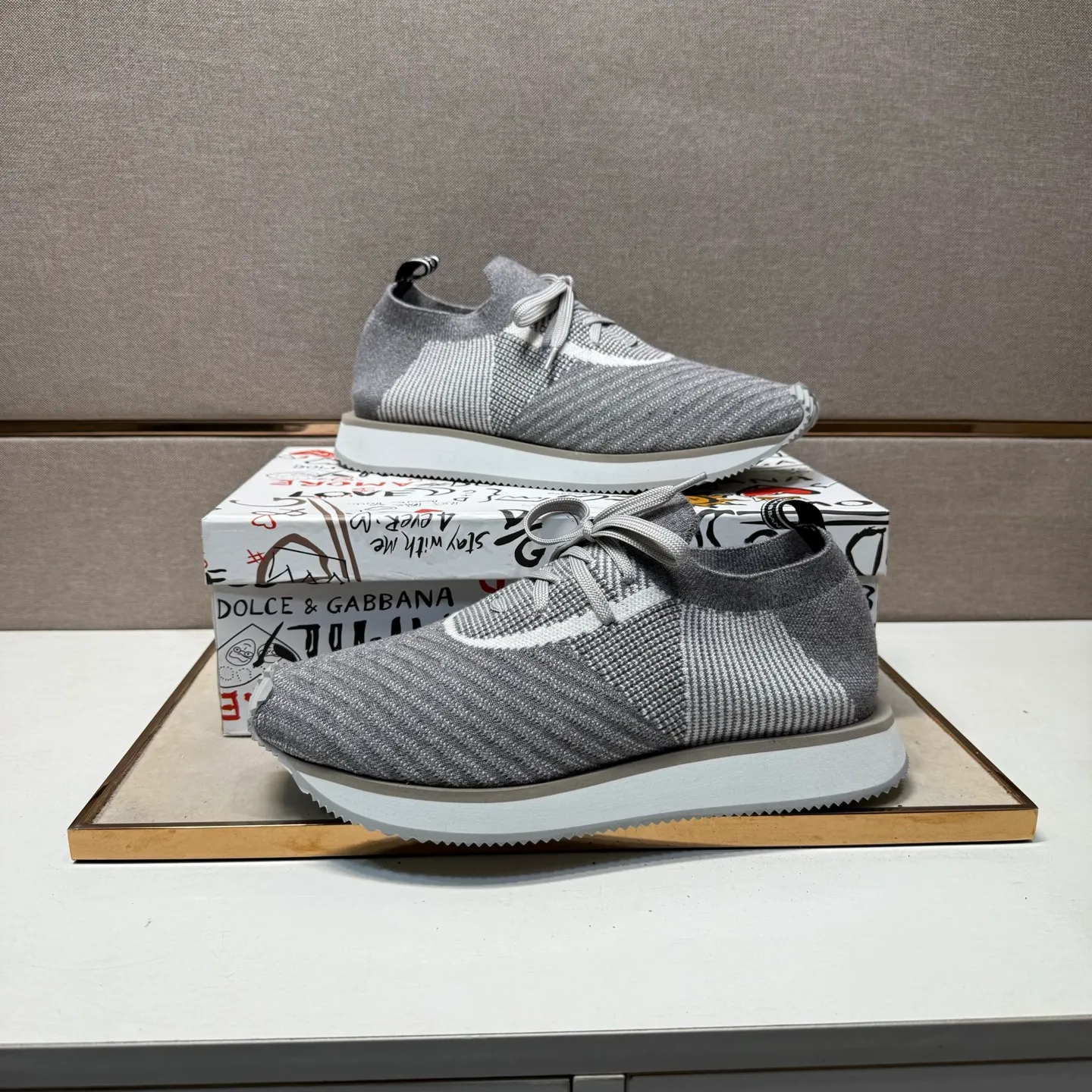 ⬛️Men's men's shoes 💰p400 [DG～] Couple's casual shoes 2025z cabinet sales simultaneously 🔶Code number: 36-44#️⃣ 🔷4 colors🔜The upper is made of multi-material splicing➕Mesh lining, comfortable and breathable, sole: original comfortable and wear-resistant outsole, ⚠️real thing📱photographed🎬real thing is better📢📢📢